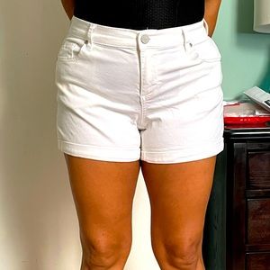 Casual comfortable shorts